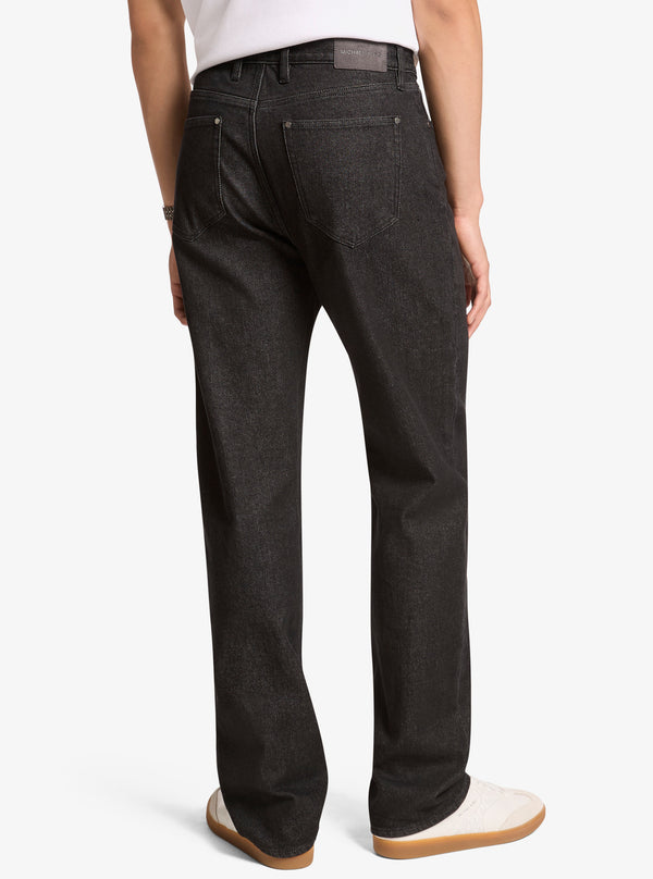 FINN ストレートレッグ ストレッチ ジーンズ