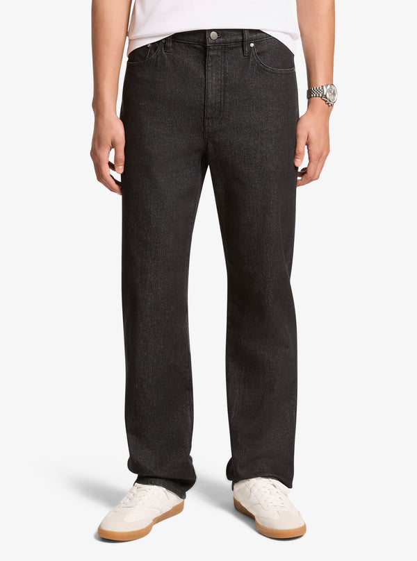 FINN ストレートレッグ ストレッチ ジーンズ
